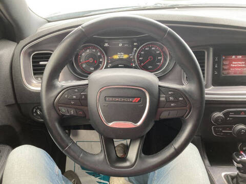 2017 Dodge Charger SE