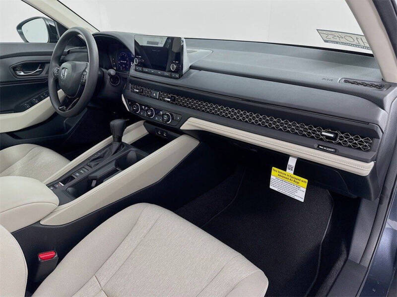 2025 Honda Accord SE