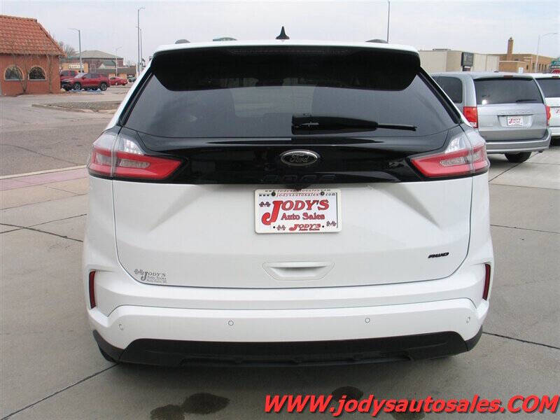2024 Ford Edge SE