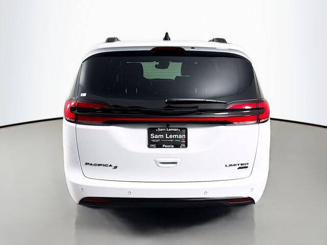 2026 Chrysler Pacifica Limited