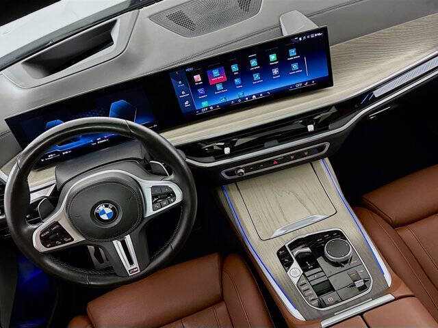 2024 BMW X7 M60i