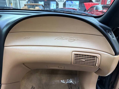 1995 Ford Mustang SVT Cobra