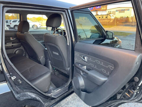 2013 Kia Soul +