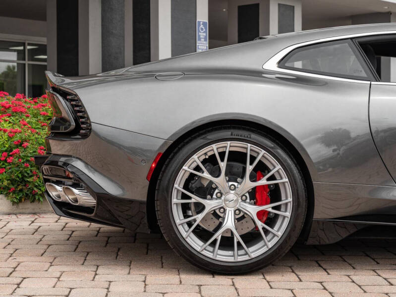 2025 Aston Martin Vanquish