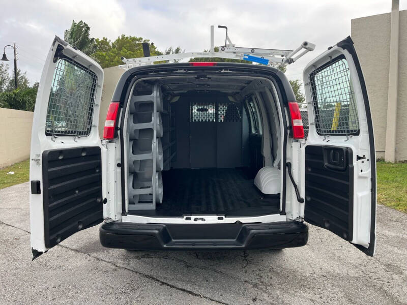 2018 Chevrolet Express 2500