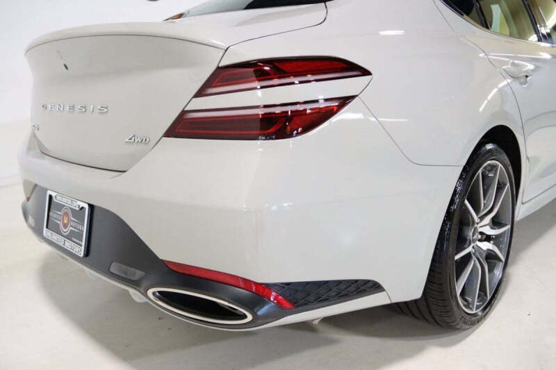 2025 Genesis G70