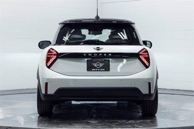 2026 MINI Hardtop 2 Door Oxford Edition