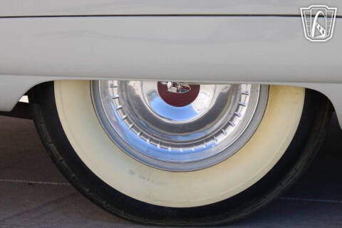 1952 Lincoln Capri