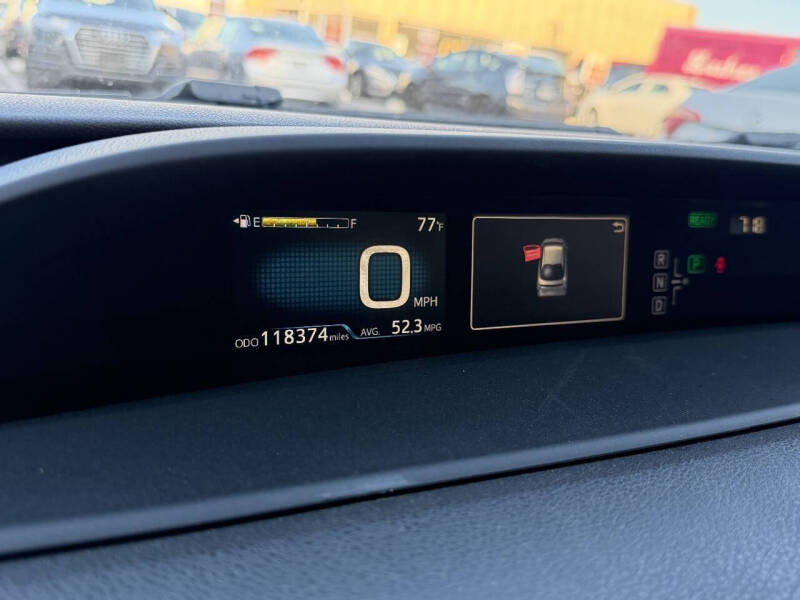 2016 Toyota Prius Three