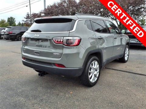 2023 Jeep Compass Latitude Lux