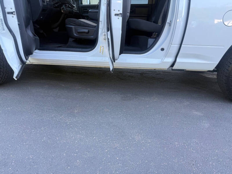 2012 RAM 1500 ST