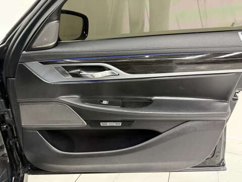2018 BMW 7 Series 750i