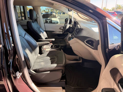 2019 Chrysler Pacifica Touring L 35th Anniversary