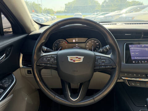 2019 Cadillac XT4 Premium Luxury