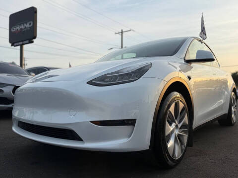 2023 Tesla Model Y Long Range