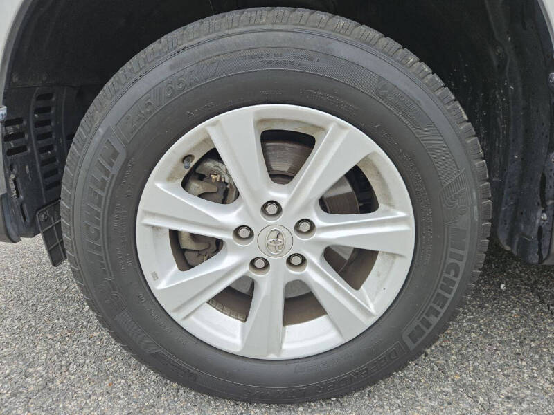 2013 Toyota Highlander SE