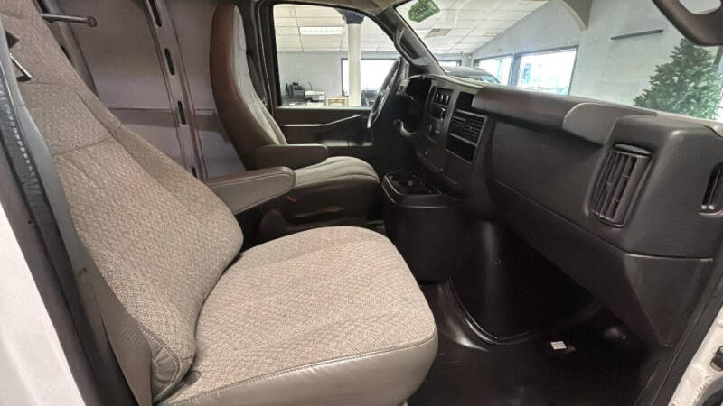 2016 Chevrolet Express 2500