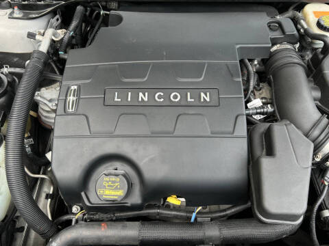 2013 Lincoln MKS