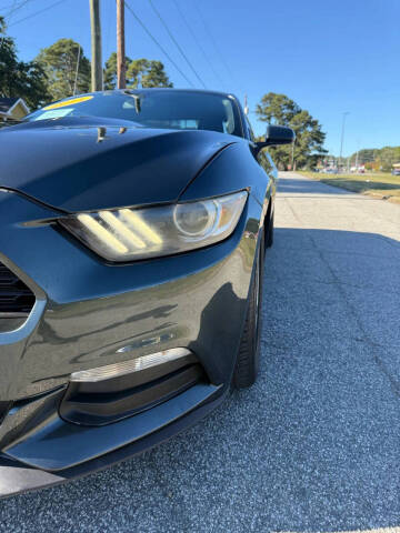 2015 Ford Mustang V6
