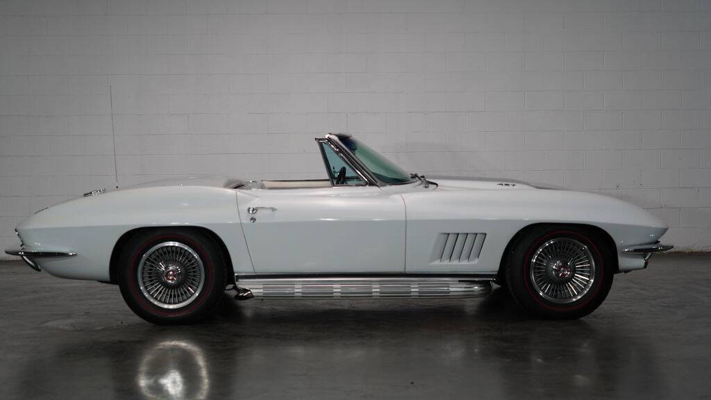 1967 Chevrolet Corvette 5