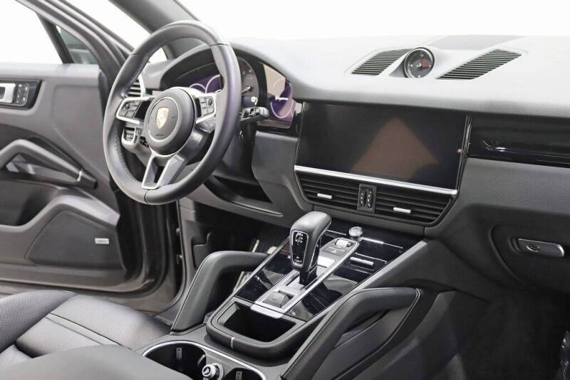 2022 Porsche Cayenne