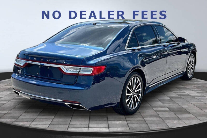 2017 Lincoln Continental Select