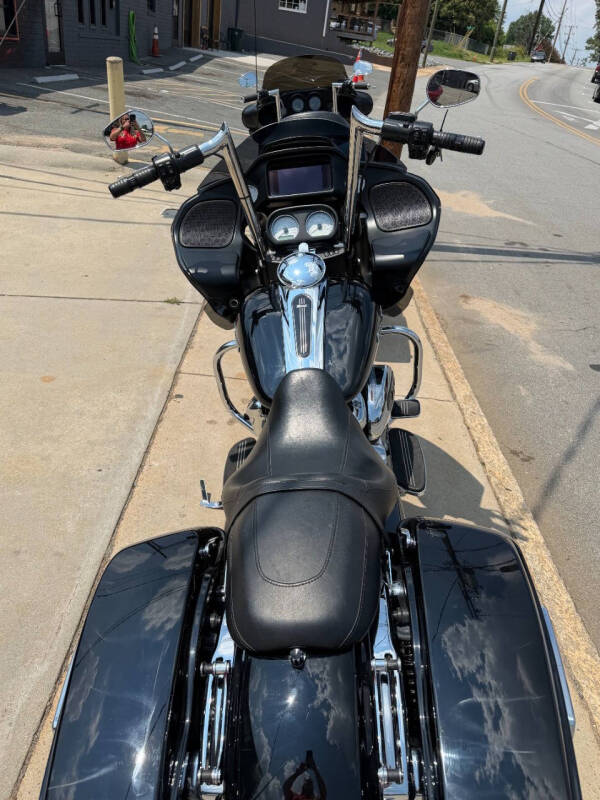 2021 Harley-Davidson Road Glide FLTRX