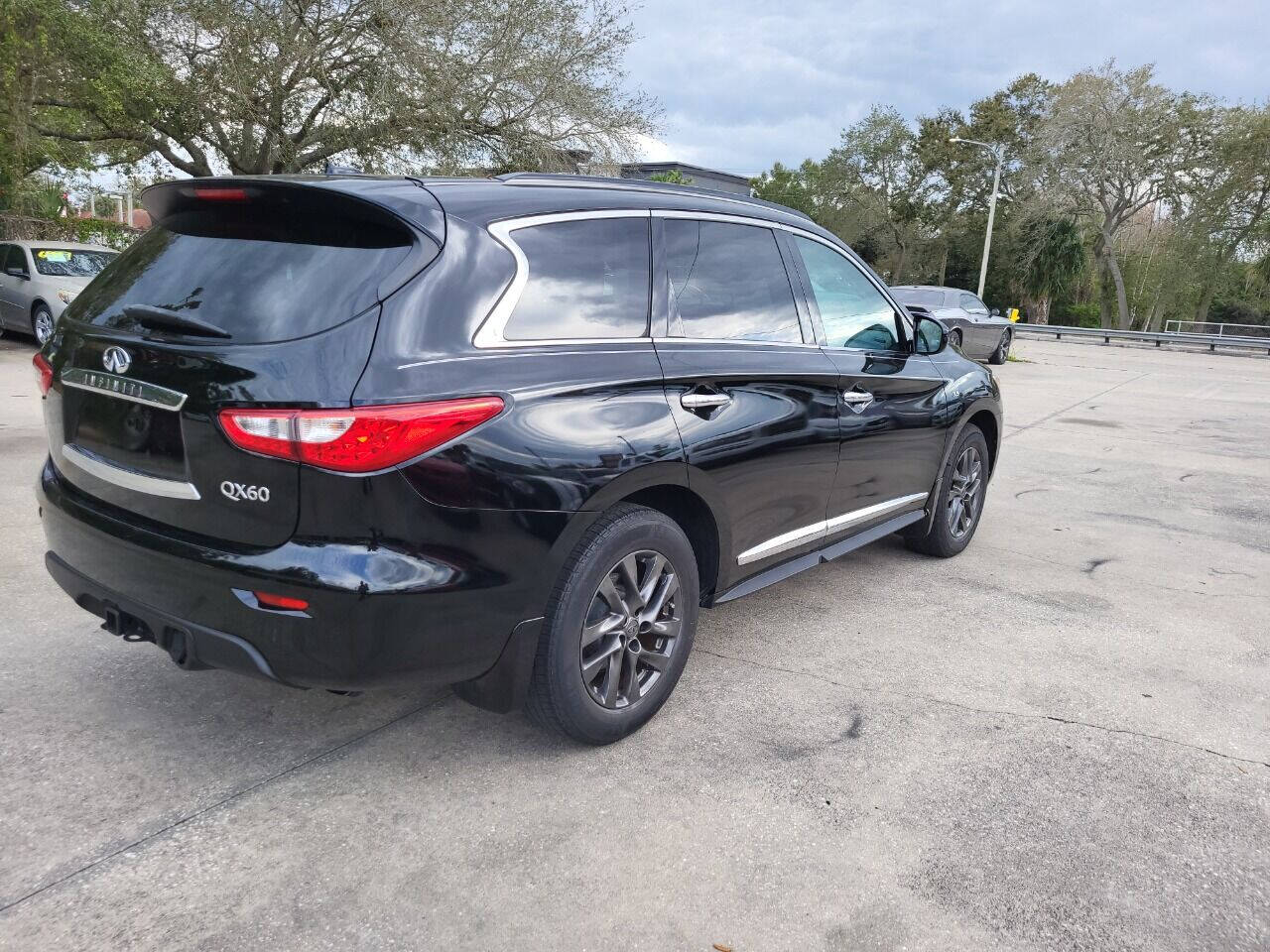 2014 INFINITI QX60 for sale at FAMILY AUTO BROKERS in Longwood, FL