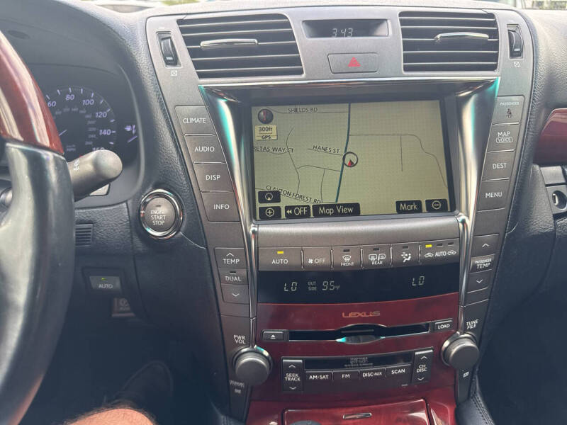 2007 Lexus LS 460