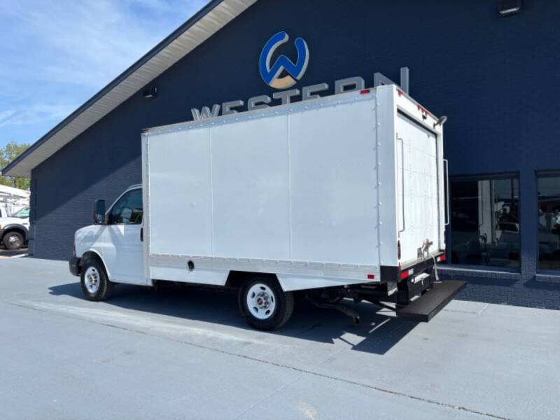 2019 GMC Savana Reefer Box Van