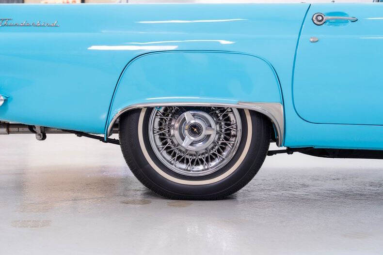 1956 Ford Thunderbird