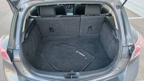 2013 Mazda MAZDA3 i Touring