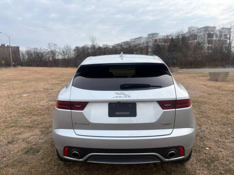 2018 Jaguar E-PACE P300 R-Dynamic S