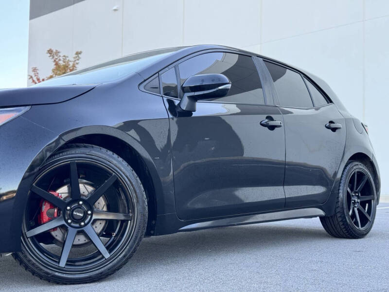 2020 Toyota Corolla Hatchback SE