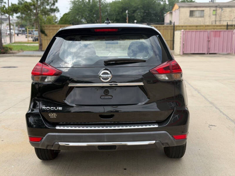 2018 Nissan Rogue S