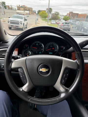 2012 Chevrolet Suburban LT