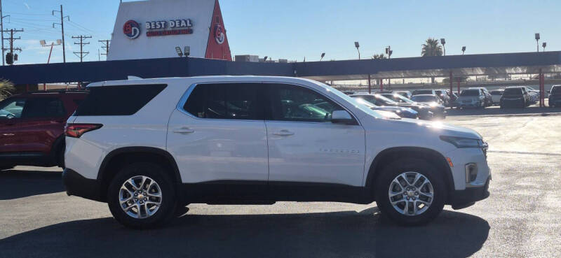 2023 Chevrolet Traverse LS