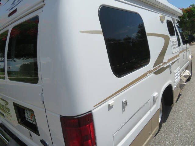 2006 Ford E-Series E-350 SD