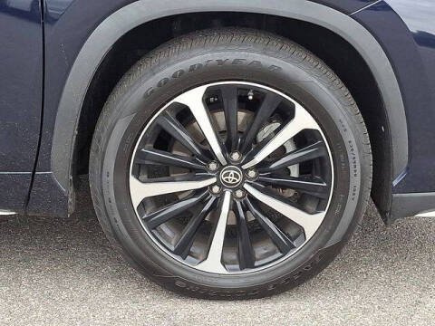 2022 Toyota Highlander XSE