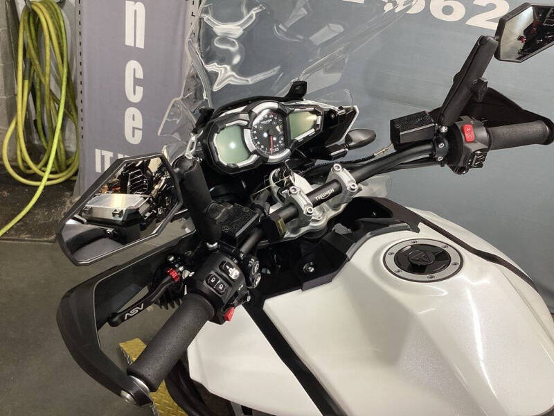 2017 Triumph Tiger Explorer XRT Crystal