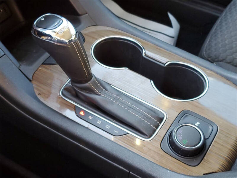 2019 GMC Acadia SLE-2