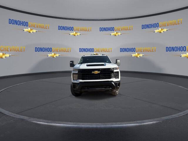 2026 Chevrolet Silverado 3500HD CC Work Truck