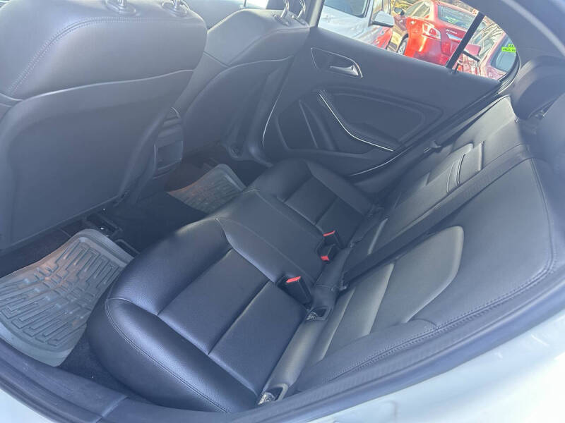 2015 Mercedes-Benz GLA GLA 250 4MATIC