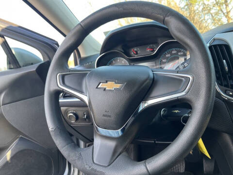 2017 Chevrolet Cruze LS Auto