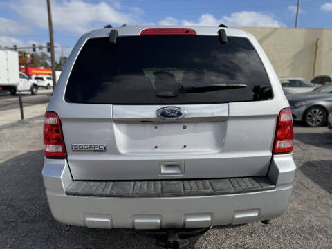 2011 Ford Escape Limited