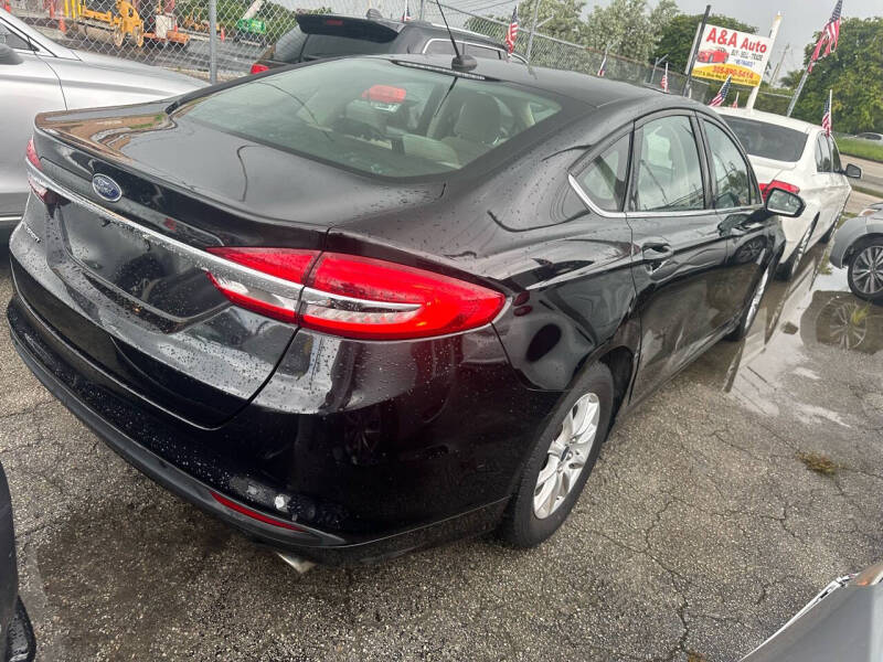 2018 Ford Fusion S photo 6