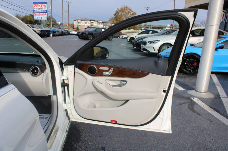 2016 Mercedes-Benz C-Class