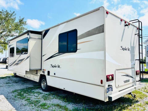 2016 Winnebago Spirit 31K