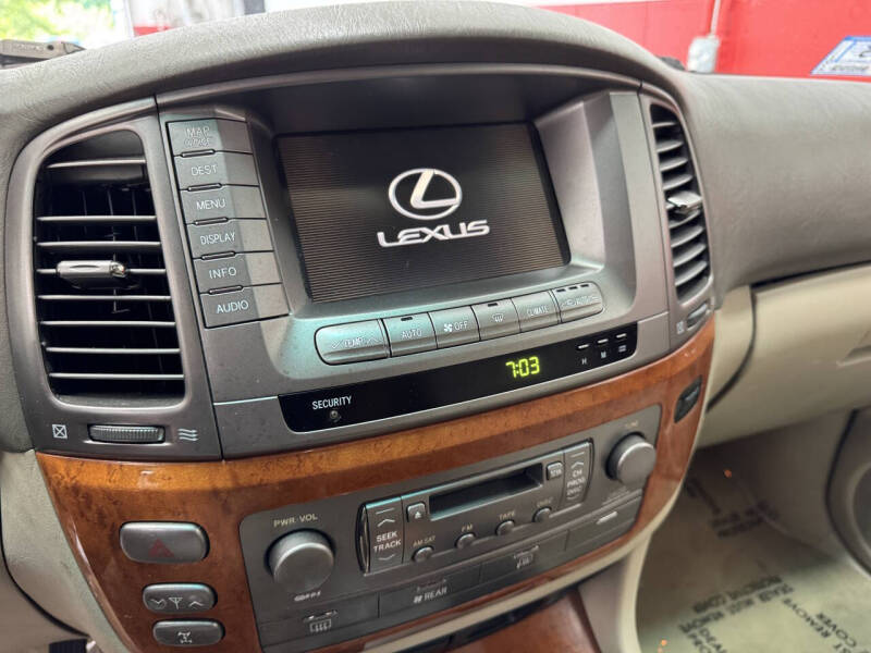 2005 Lexus LX 470
