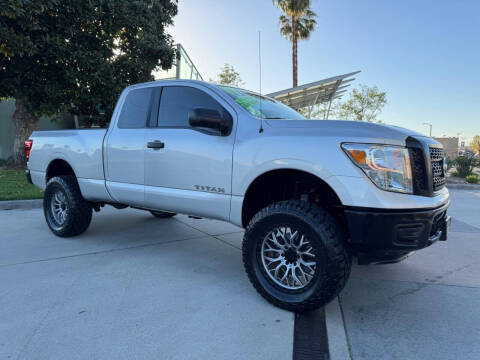 2017 Nissan Titan S